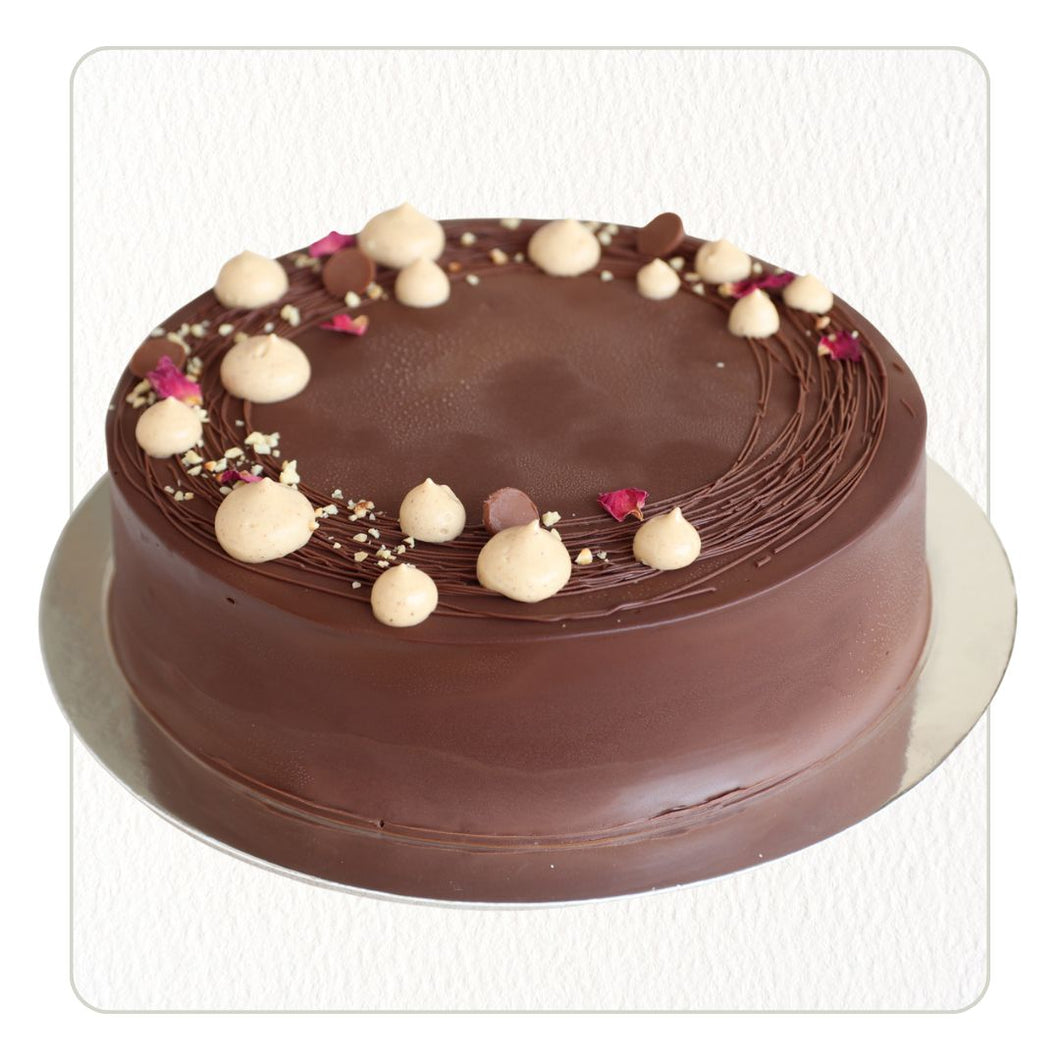 Chocolate Hazelnut Butter Cream Cake