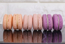 Load image into Gallery viewer, Aurora Selections Macarons Box of 6

