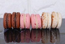 Load image into Gallery viewer, Fabiola Selections Macarons Box of 6
