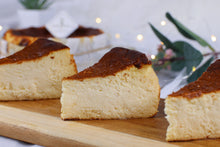 Load image into Gallery viewer, Keto Burnt Cheese Cake (2 days Pre-order required)
